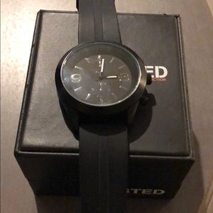 Kenneth Cole Unlisted men’s watch